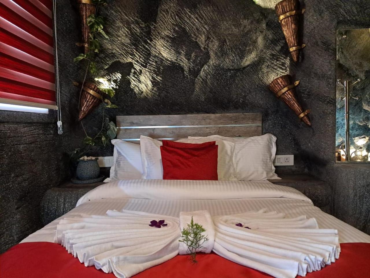 Appartamento S & B Dreams House Munnar Esterno foto